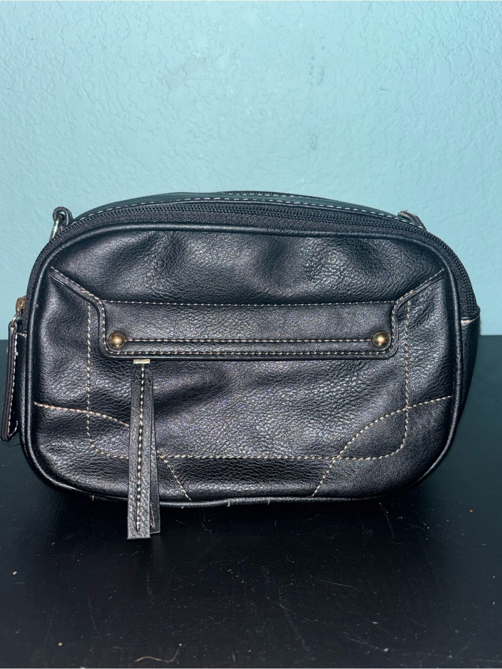 Jaclyn Smith Black Leather Travel Crossbody Bag